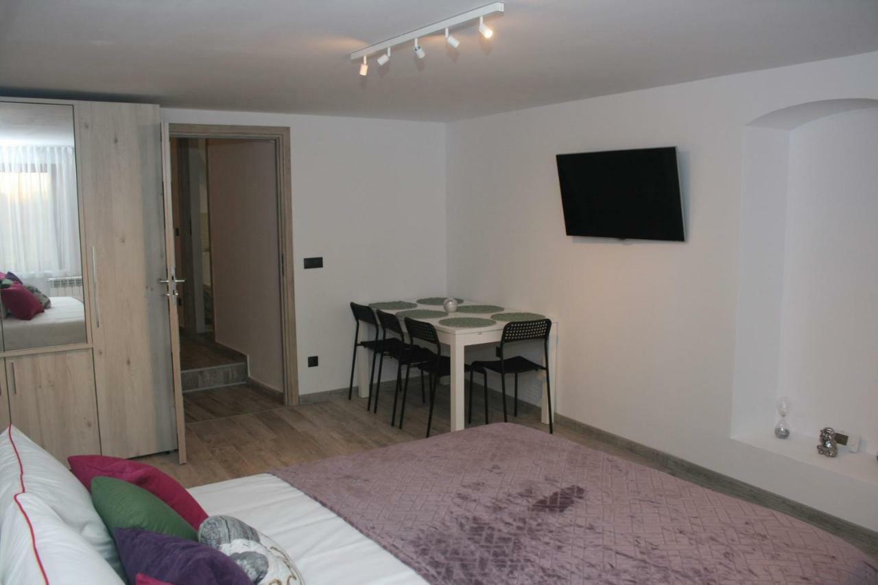 Amedeea'S Apartment 锡比乌 外观 照片