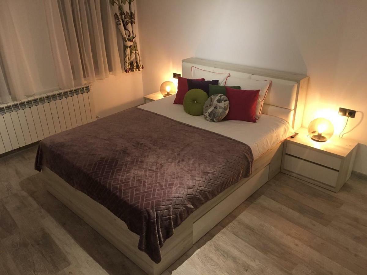 Amedeea'S Apartment 锡比乌 外观 照片